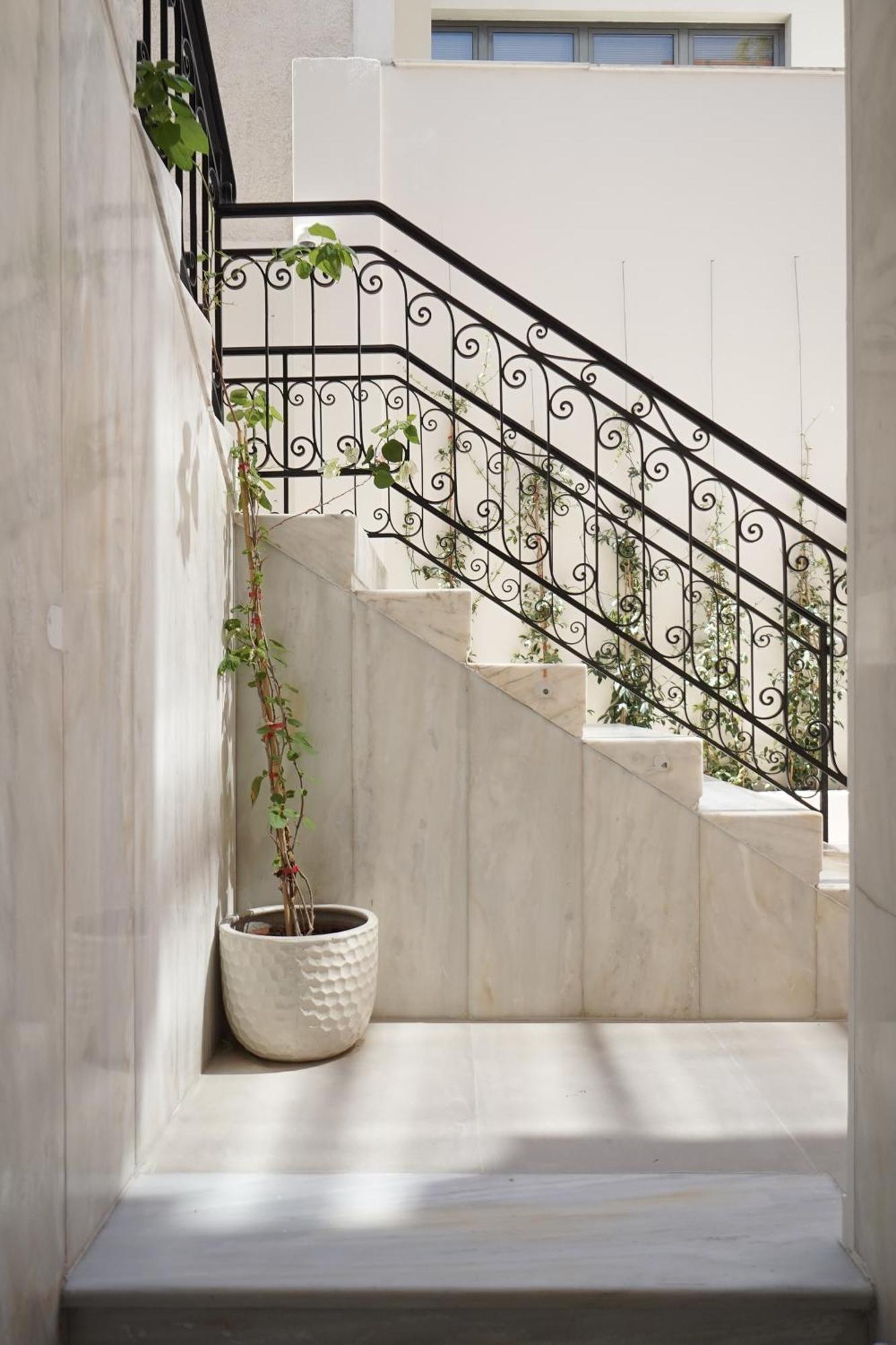 Plaka House - Boutique Apartments Athens Exterior photo